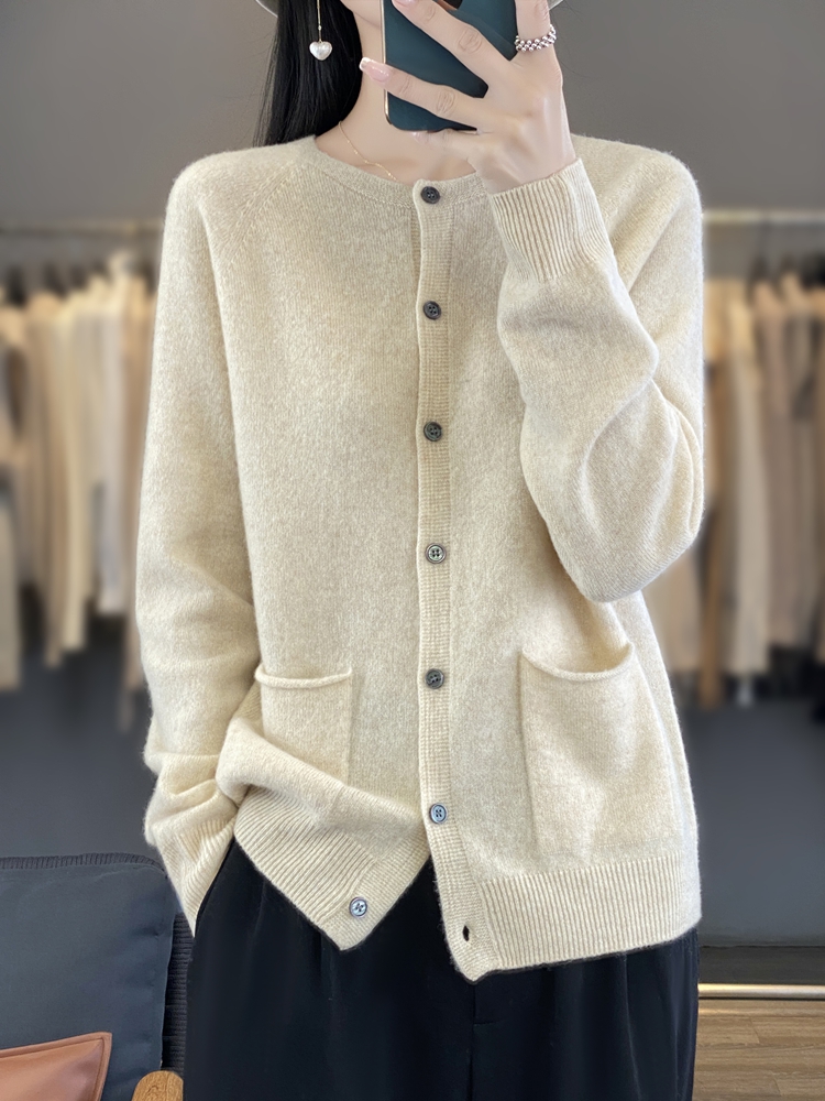 女性ファッションメリノウールセーター O ネック長袖ポケット - Wool Coat Peacoat のレビューと価格